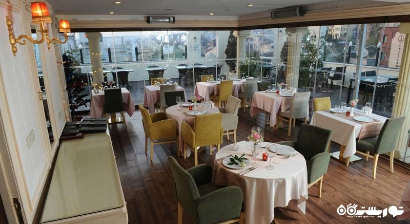 رستوران اصلی هتل آلباتروس پرمیر